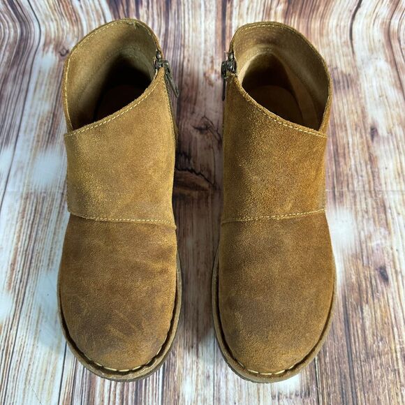 Brown Ankle Boots - Picture 3 of 10